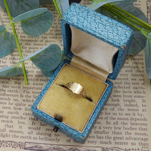 Vintage 9ct gold - , shield