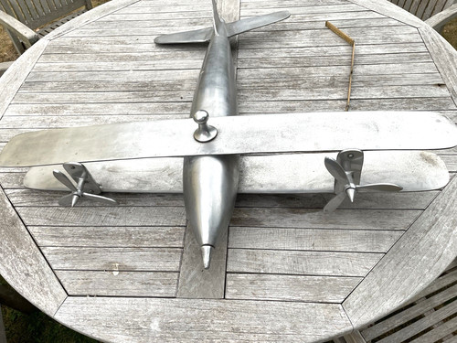 Large unusual metal - large,