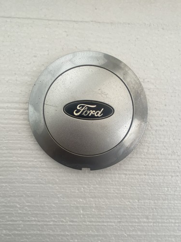 Ford fiesta centre cap ghia - fiesta,