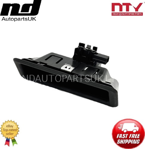 Boot lid tailgate - lid, button