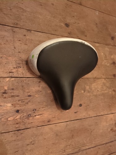 Apollo sprung saddle - saddle, vintage
