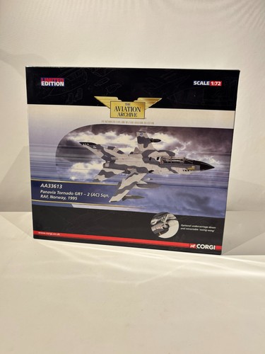 Corgi aa33613 panavia tornado - corgi,