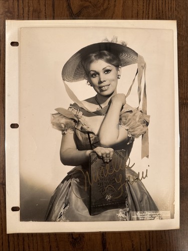 Mirella freni signed x - freni, 8”