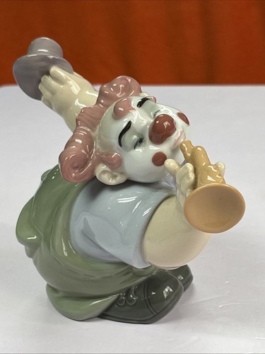 Nao lladro clown sing along - lladro,