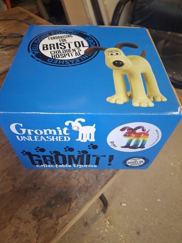 Gromit unleashed figurine - gromit,