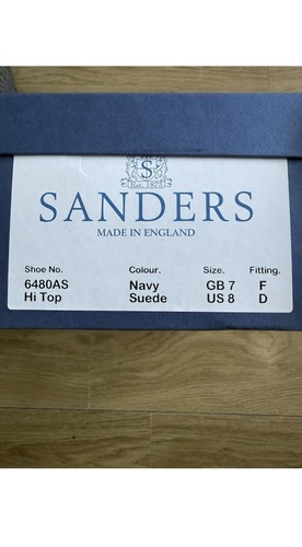 New unworn top - top, sanders