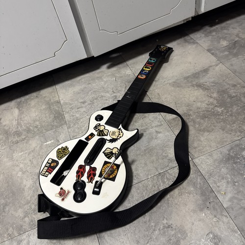 Nintendo wii guitar - nintendo,