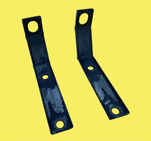 Front grille lower support - front,