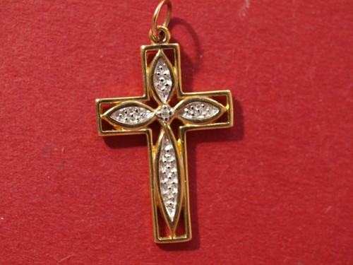 9ct yellow gold diamond cross - diamond,