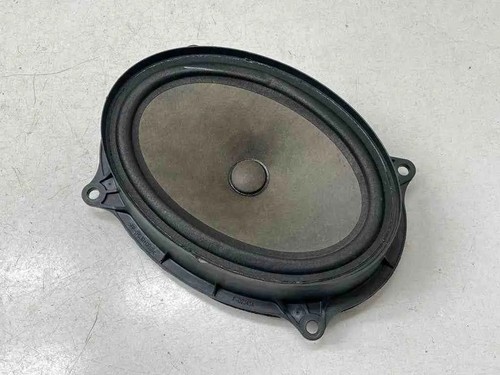 Nissan navara d22 front right - nissan,
