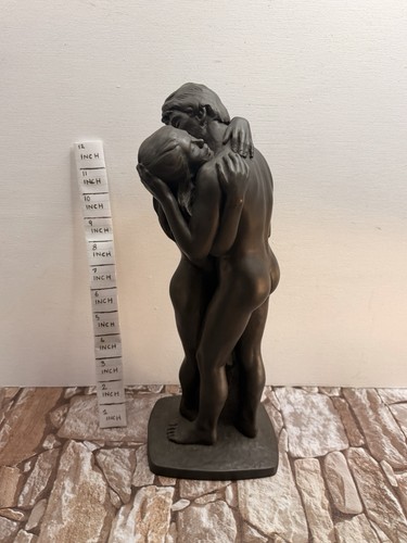 Heredities the embrace cold - "the, embrace"
