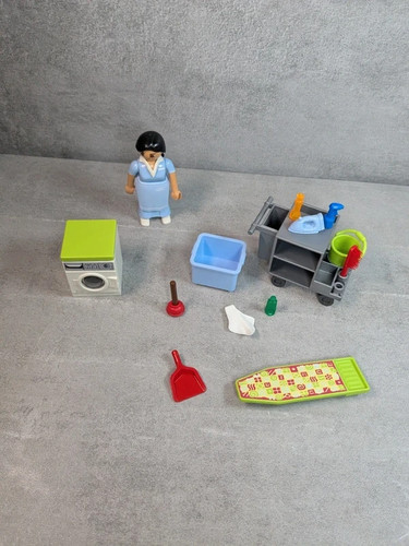 Playmobil 5271 housekeeper
