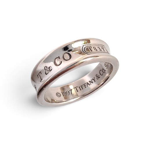 Tiffany 1837 medium band - co,