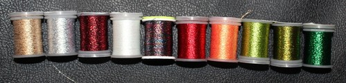 Fly tying semperfli micro - fly,