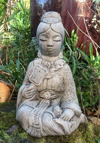 Stone garden small geisha girl - stone,