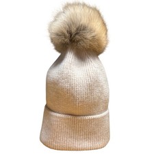 LOOK Cashmere Wool Pom Pom
