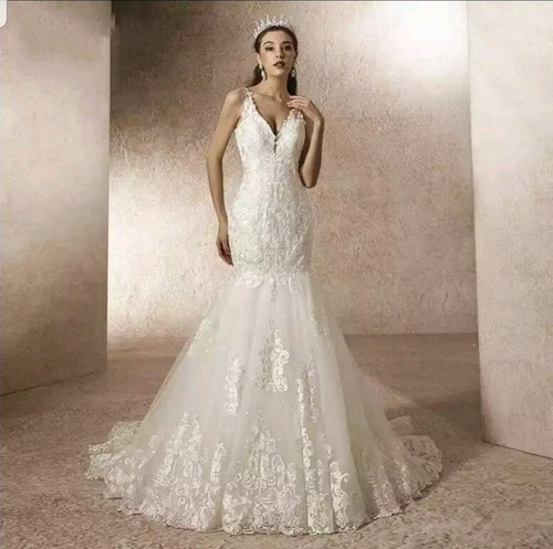 Ivory mermaid bridal neck - v,