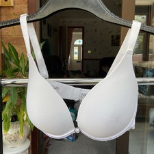 White Underwired  padded T