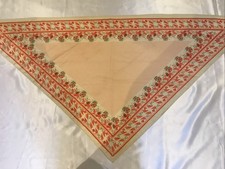 Beautiful Vintage Jacqmar Scarf Bandanna Neckerchief 123cm Triangle Cream VGC