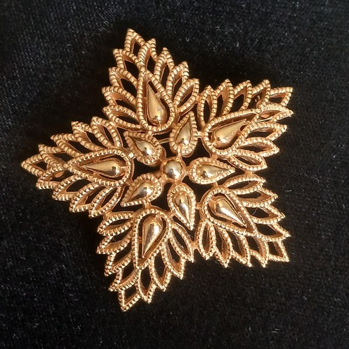 Vintage 1960s crown trifari - 1960s,