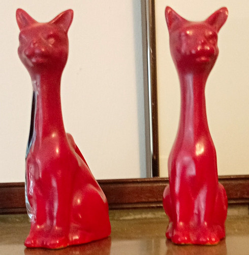 Unmarked red ceramic - red,