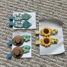 HAND MADE HAIR CLIPS. POPULAR