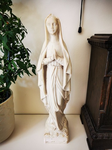 Alabaster religious statue - alabaster,
