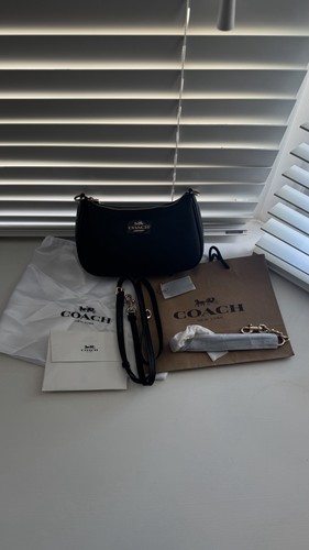 Coach black pebbled leather - black,