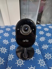 Arlo essential compact indoor - essential,