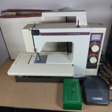 Toyota model 4600 Vintage sewing machine Pedal, Accessories Case, Tested Works 