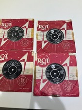 Elvis Presley 45s 4 x 45rpm singles