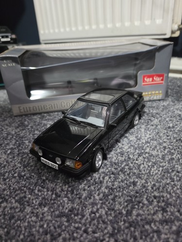 Sunstar ford escort xr3 - 1/18,