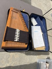 Silvertone Autoharp by Oscar