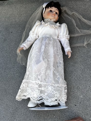 Vintage porcelain bride - vintage, doll