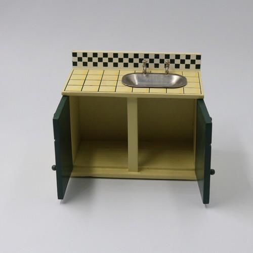 Scale dolls house - 1:12,