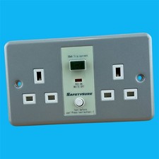 Greenbrook M22M SafetySure Passive 30mA RCD Twin Metal Clad Unswitched Socket