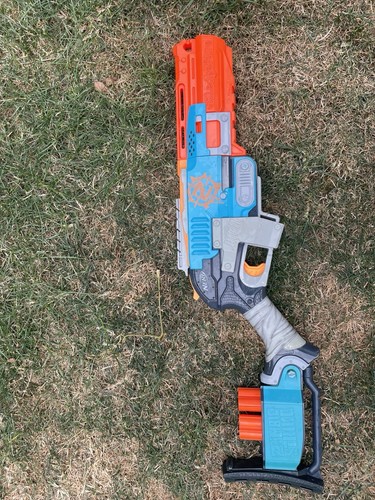 Nerf zombie strike - strike, gun