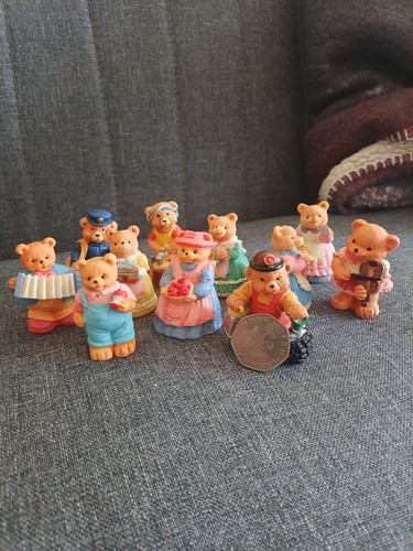 Vintage resin miniature - resin,