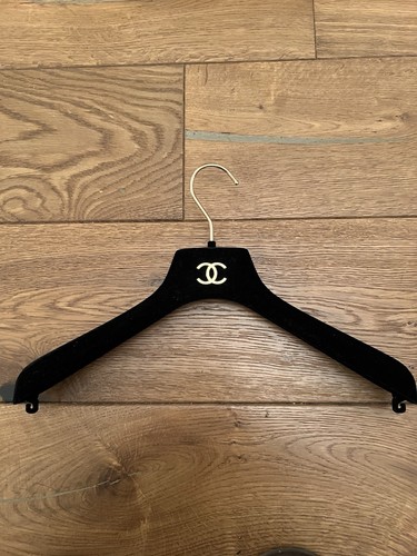 Chanel suede gold - suede, hanger