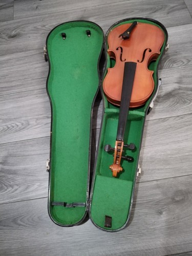 Acoustic wooden violin with - acoustic,
