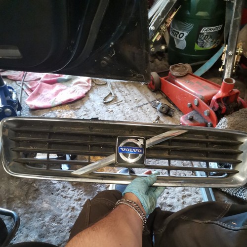 Volvo front bumper - c,