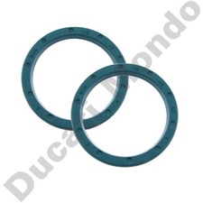 Eccentric rear hub bearing