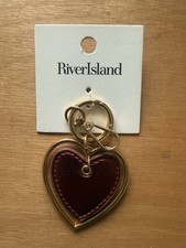 RIVER ISLAND METAL RED HEART
