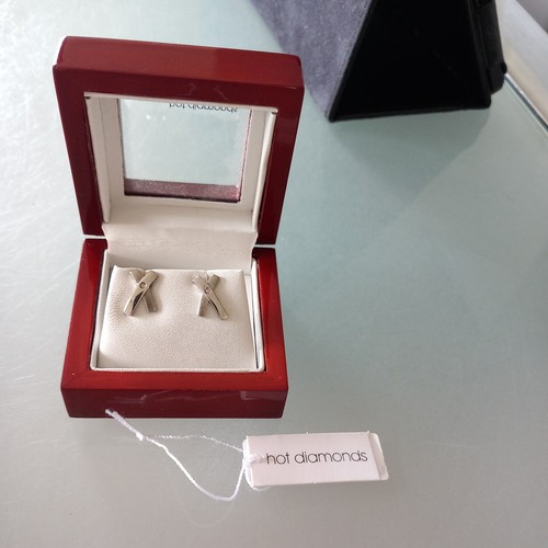 Hot diamonds sterling silver - diamonds,