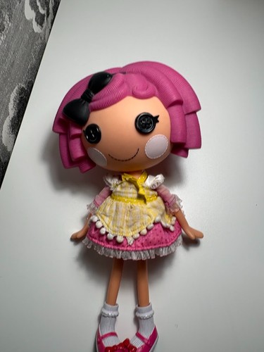 Lalaloopsy cookie crumbs sugar - cookie,