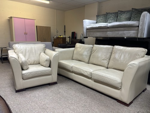 Cream leather 1 - +, and