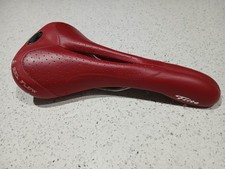 Red Selle Italia Flite Saddle Bicycle Seat