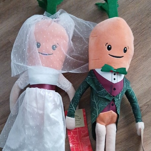 Aldi kevin the carrot wedding - kevin,