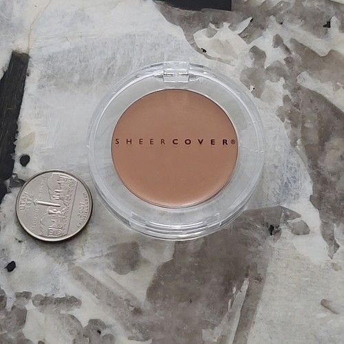 Sheer cover dark creme - cover,