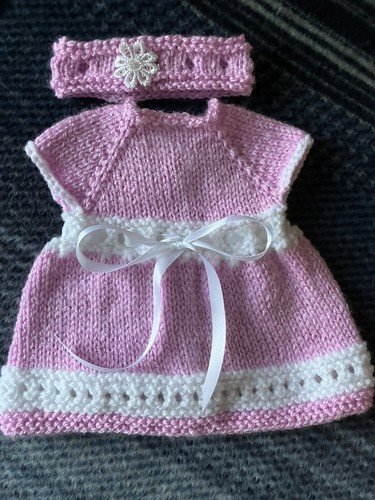 Hand knitted dolls outfit - dolls,